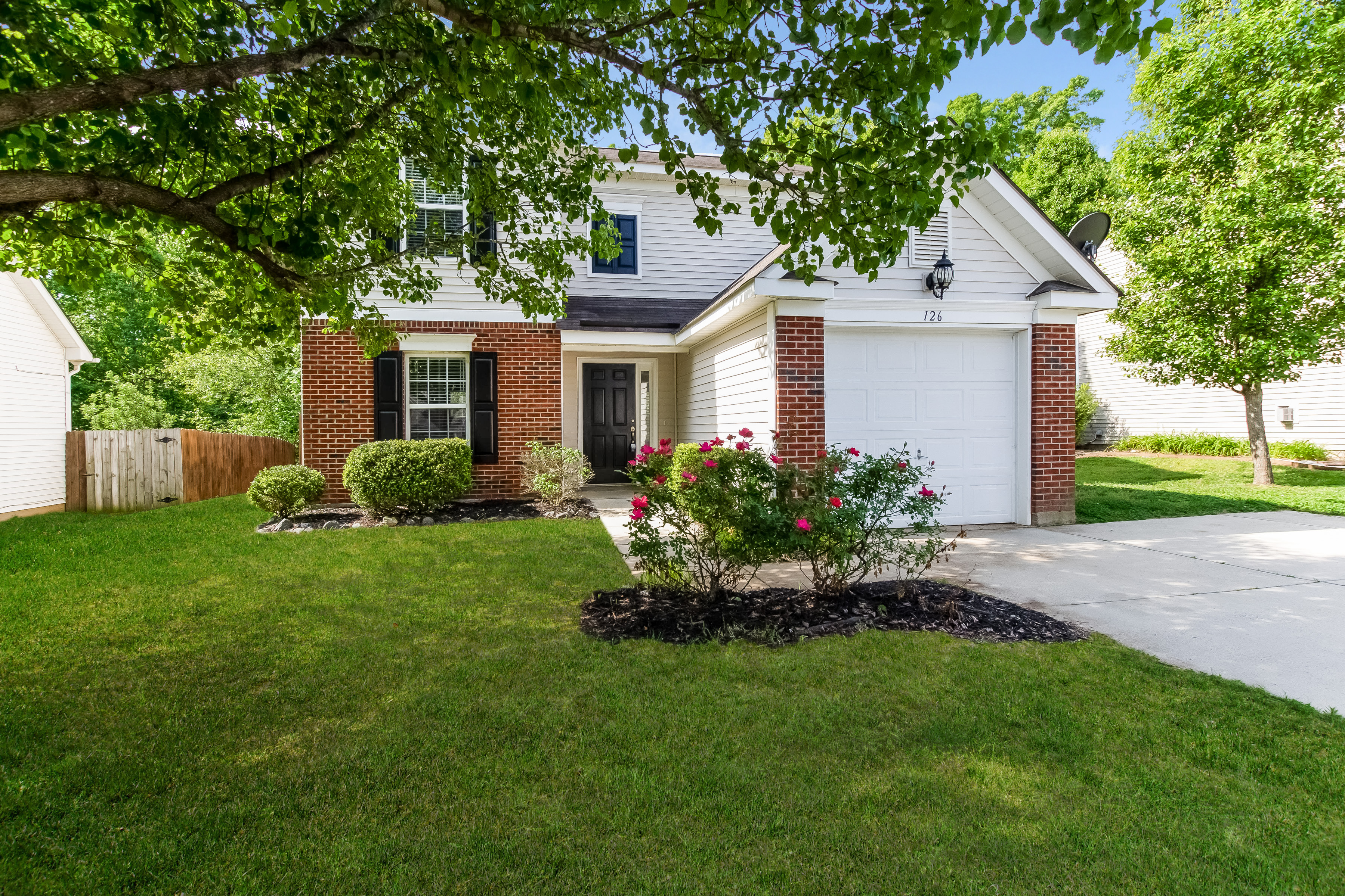 126 Hampshire Dr Mooresville, NC 28115